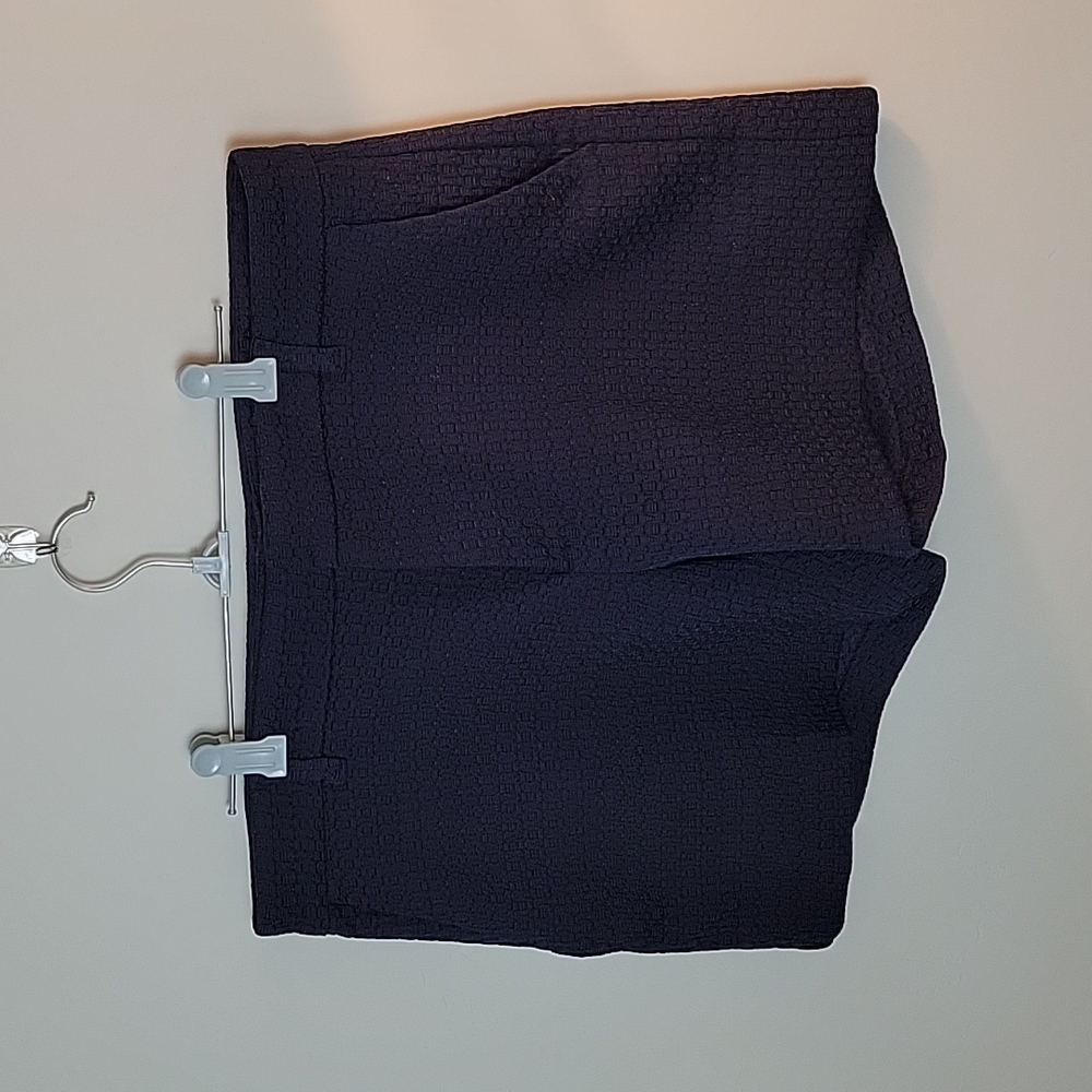 Banana Republic navy textured classic shorts
